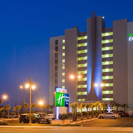 Holiday Inn Express & Suites Oceanfront Daytona Beach Shores By Ihg Экстерьер фото