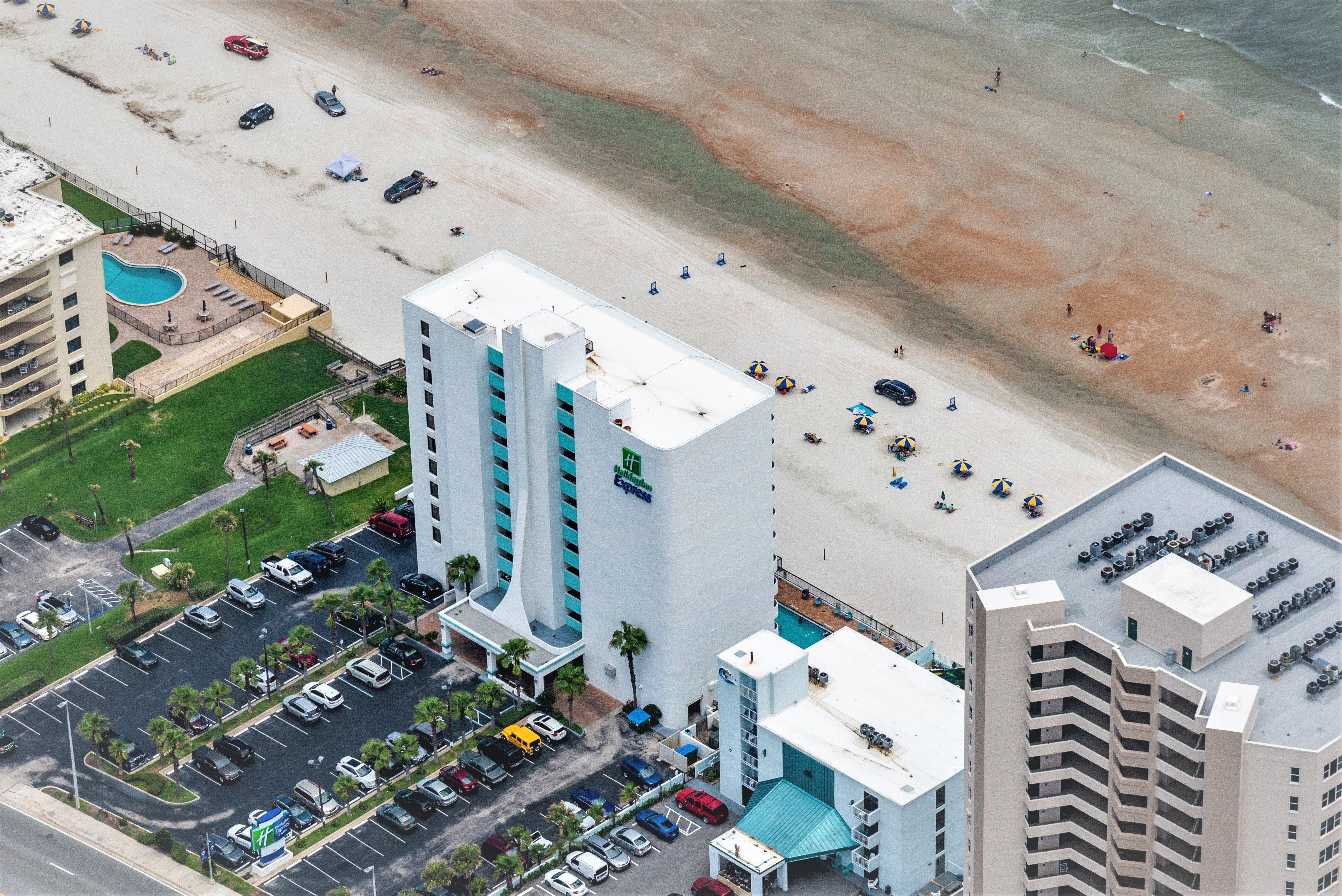Holiday Inn Express & Suites Oceanfront Daytona Beach Shores By Ihg Экстерьер фото